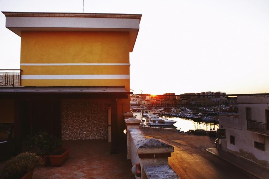 B&B Al Porto Bisceglie Habitación foto